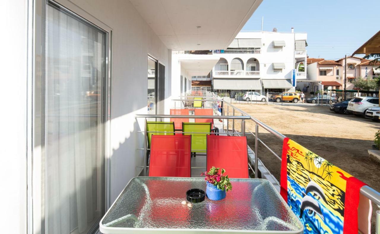 Persefoni Rooms Apartments & Mezonetes Toroni Exterior photo